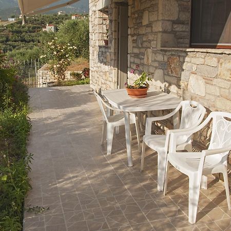 Ellinas Homes Megali Mantineia Exterior photo